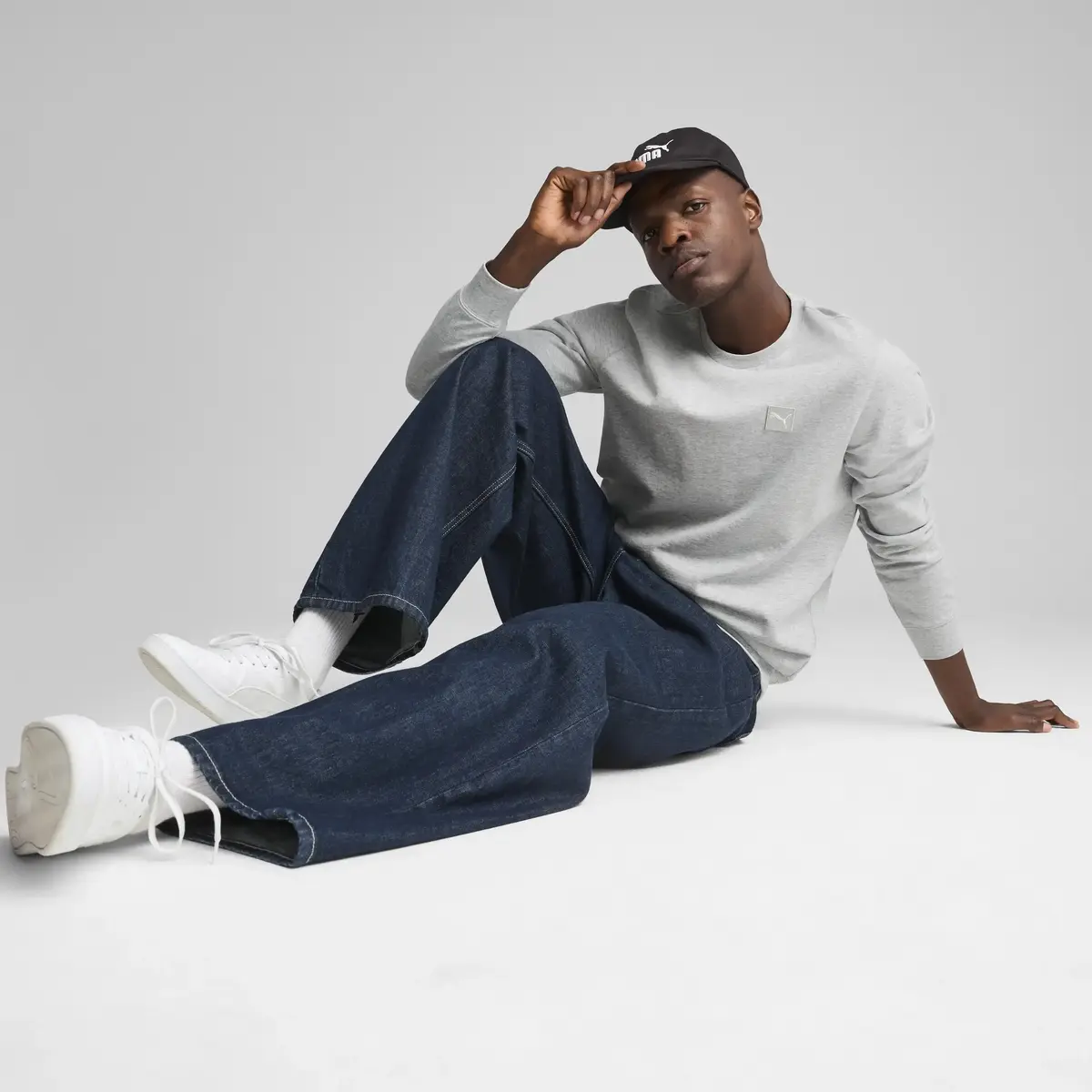 PUMA ESS ELEVATED Crew TR Gri Erkek Sweatshirt