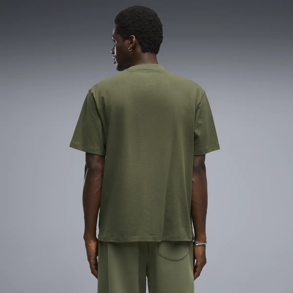 Puma SELECT Essentials Tee Yeşil Erkek T-Shirt