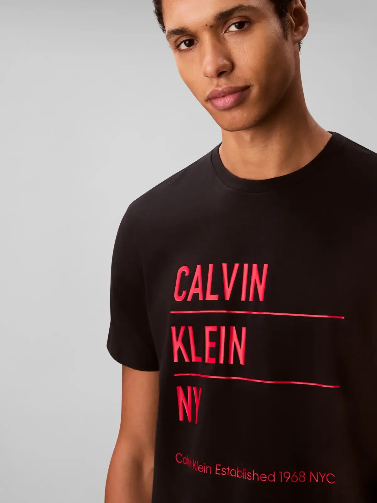 Calvin Klein SS 30S EU CALVIN KLE, UB1 Siyah Erkek T-Shirt