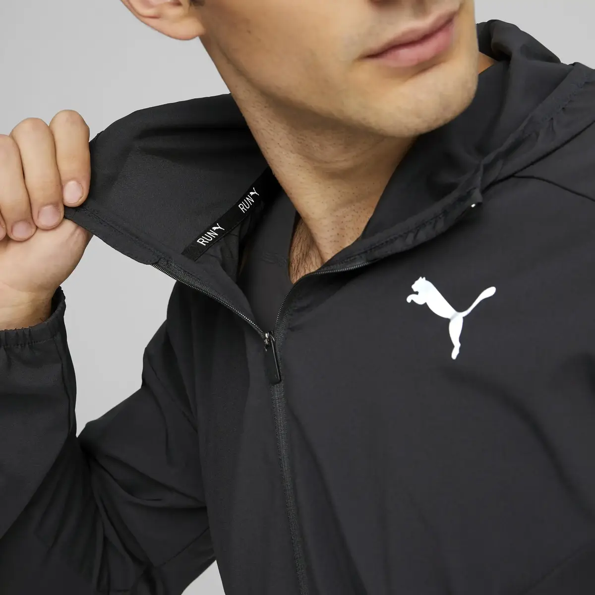 Puma RUN LIGHTWEIGHT JACKET Siyah Erkek/Unisex Fermuarlı Ceket