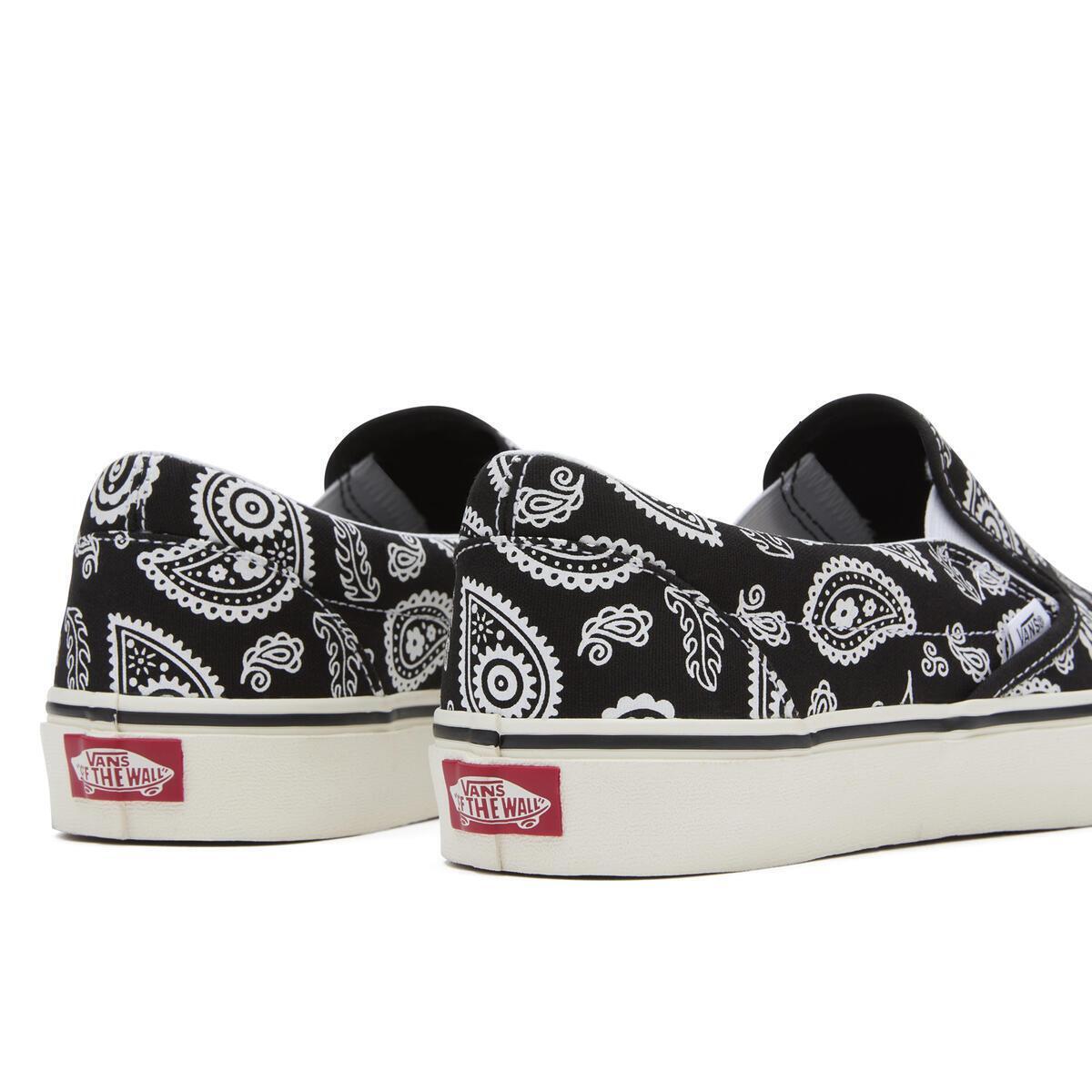 Vans Classic Slip-On Siyah Kadın Günlük Spor Ayakkabı