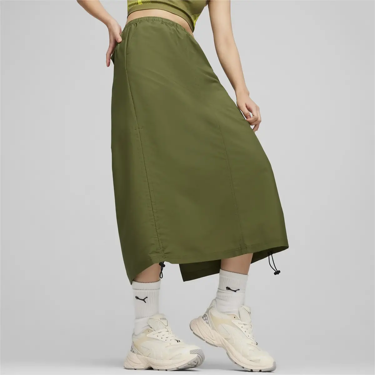 Puma DARE TO Midi Woven Skirt Yeşil Kadın Etek