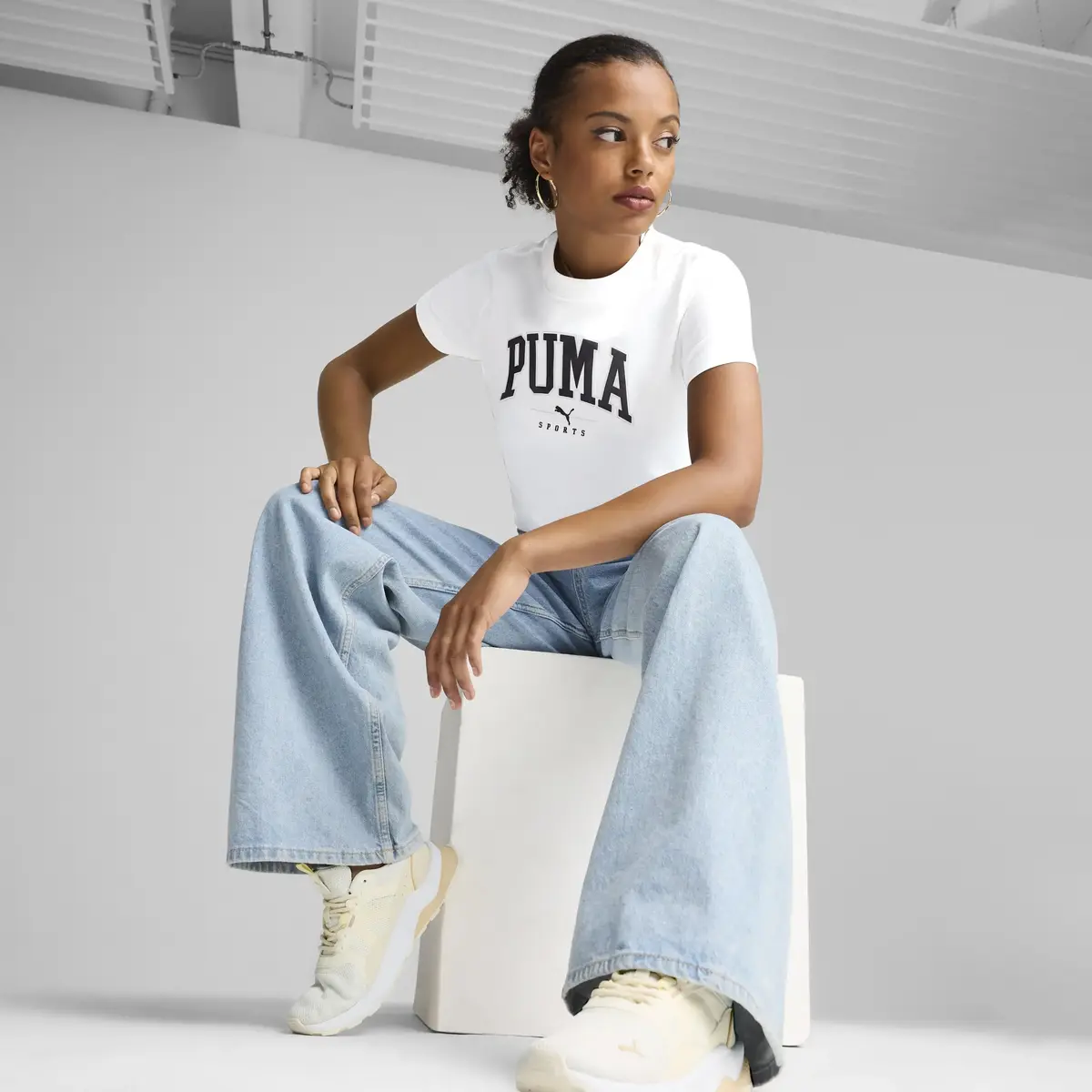 Puma SQUAD Graphic Tee Beyaz Kadın T-Shirt