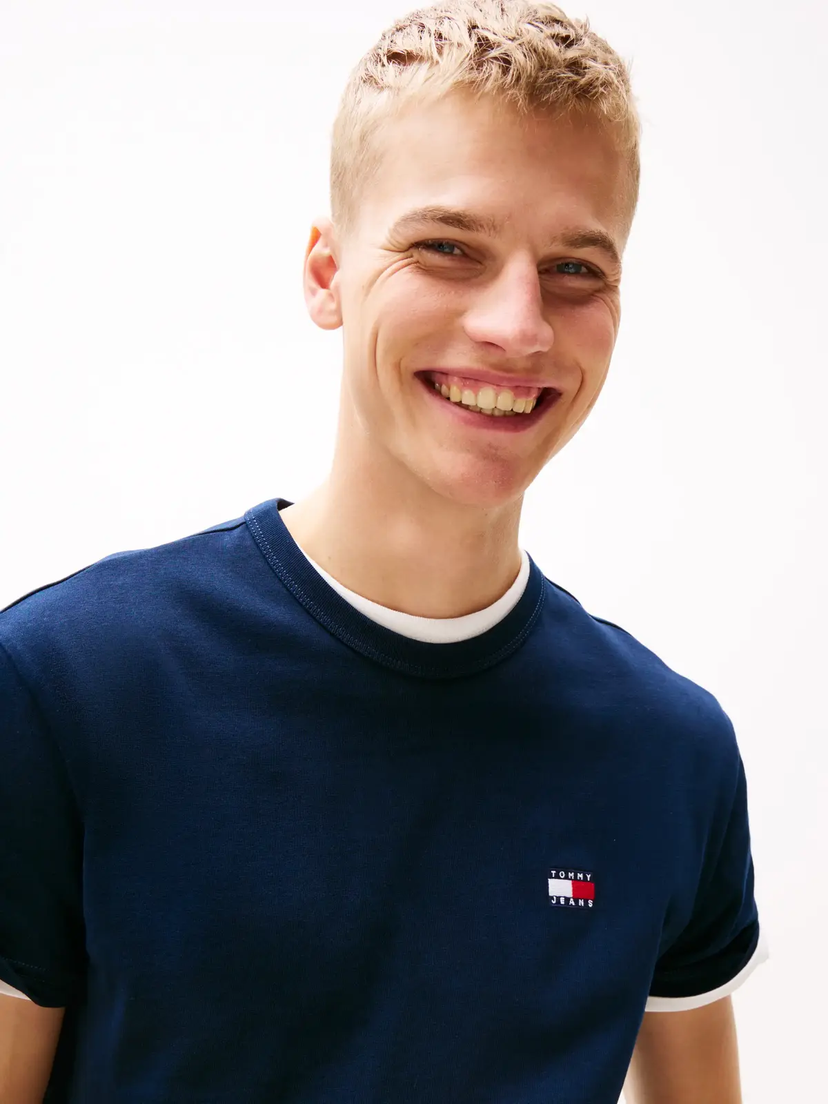 Tommy Hilfiger TJM REG BADGE TEE EX, C1G Lacivert Erkek T-Shirt & Polo