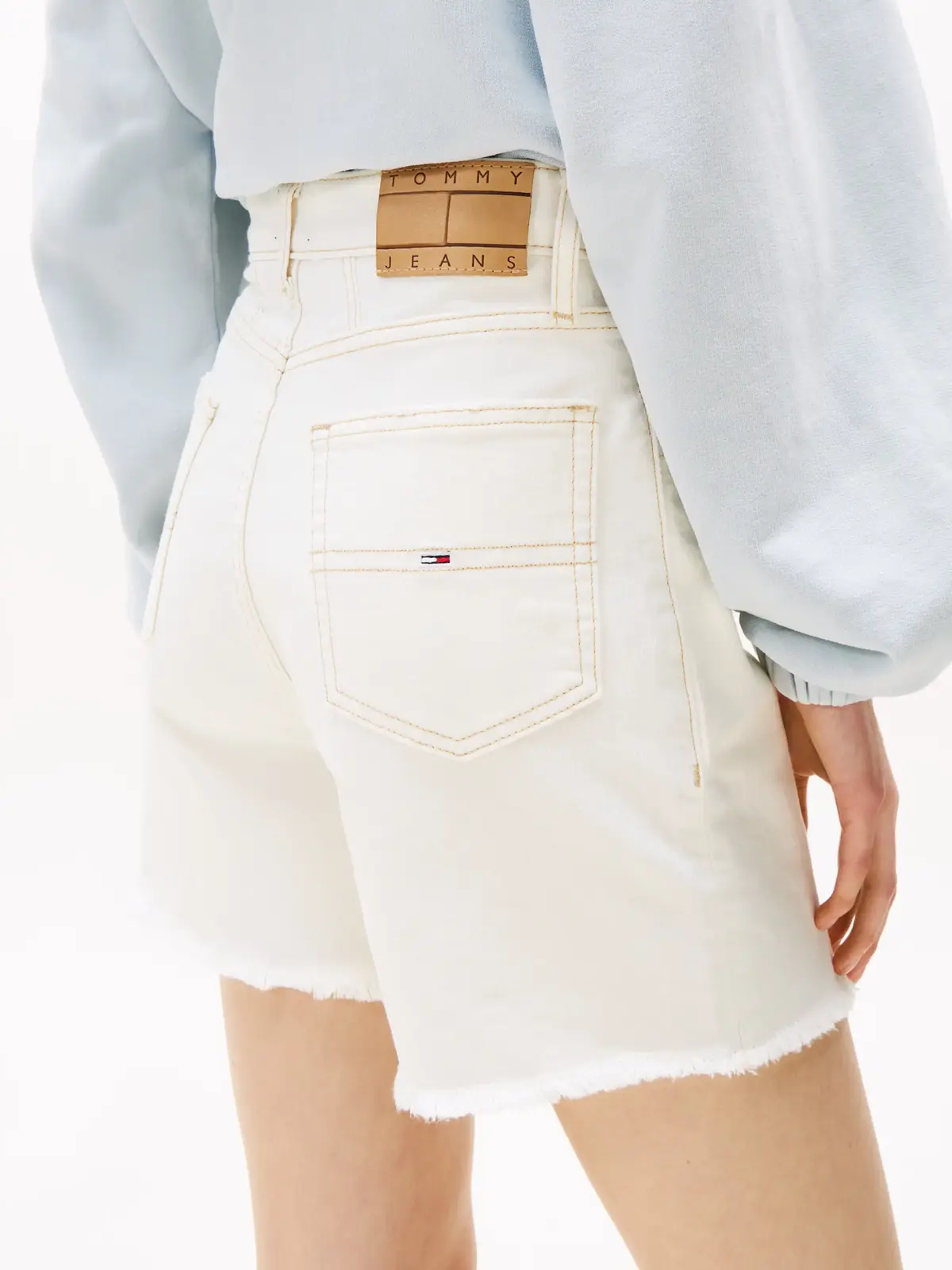 Tommy Hilfiger MOM SHORT BI8194, 1CE Krem Kadın Şort