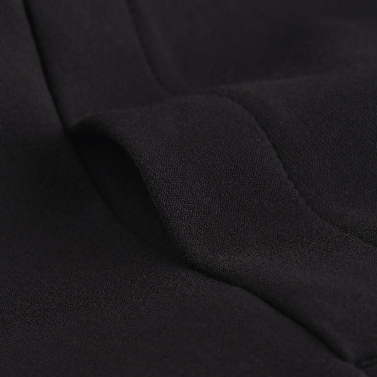 Calvin Klein INSTITUTIONAL EMBOSS Erkek Siyah Sweatshirt