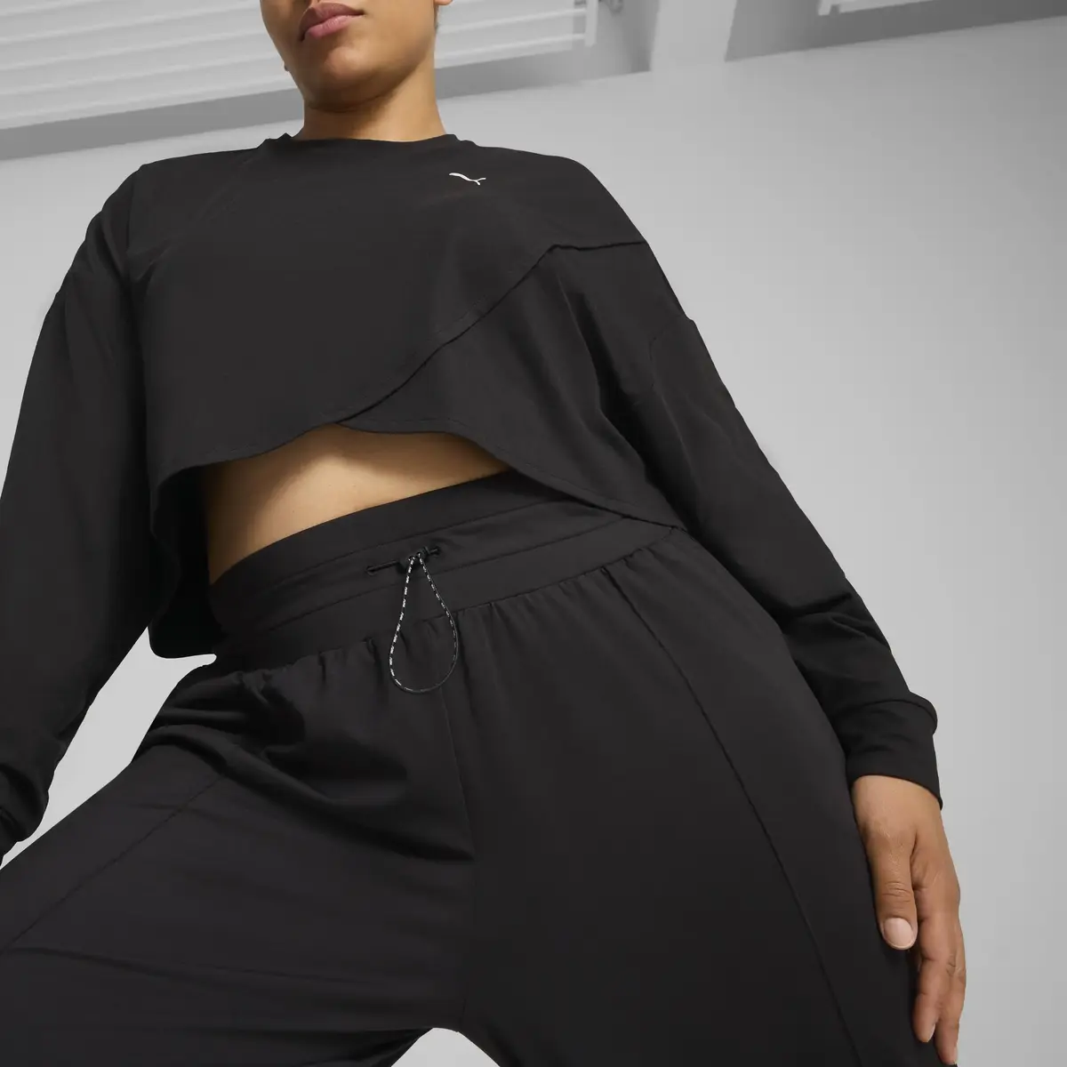 Puma CLOUDSPUN HW WIDE LEG PANT Siyah Kadın Eşofman Altı