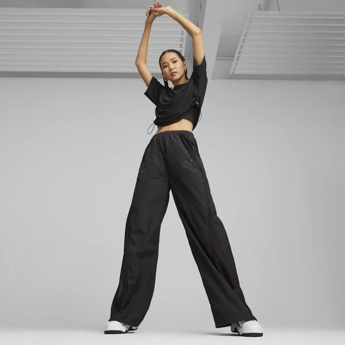 Puma DARE TO Parachute Pants Siyah Kadın Pantolon