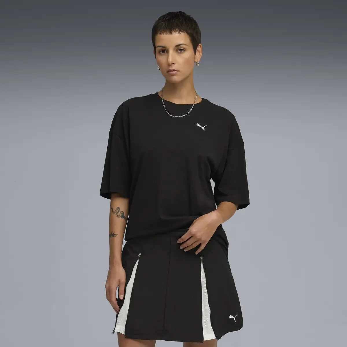 Puma WARDROBE ESS Oversized Tee Siyah Kadın T-Shirt & Polo