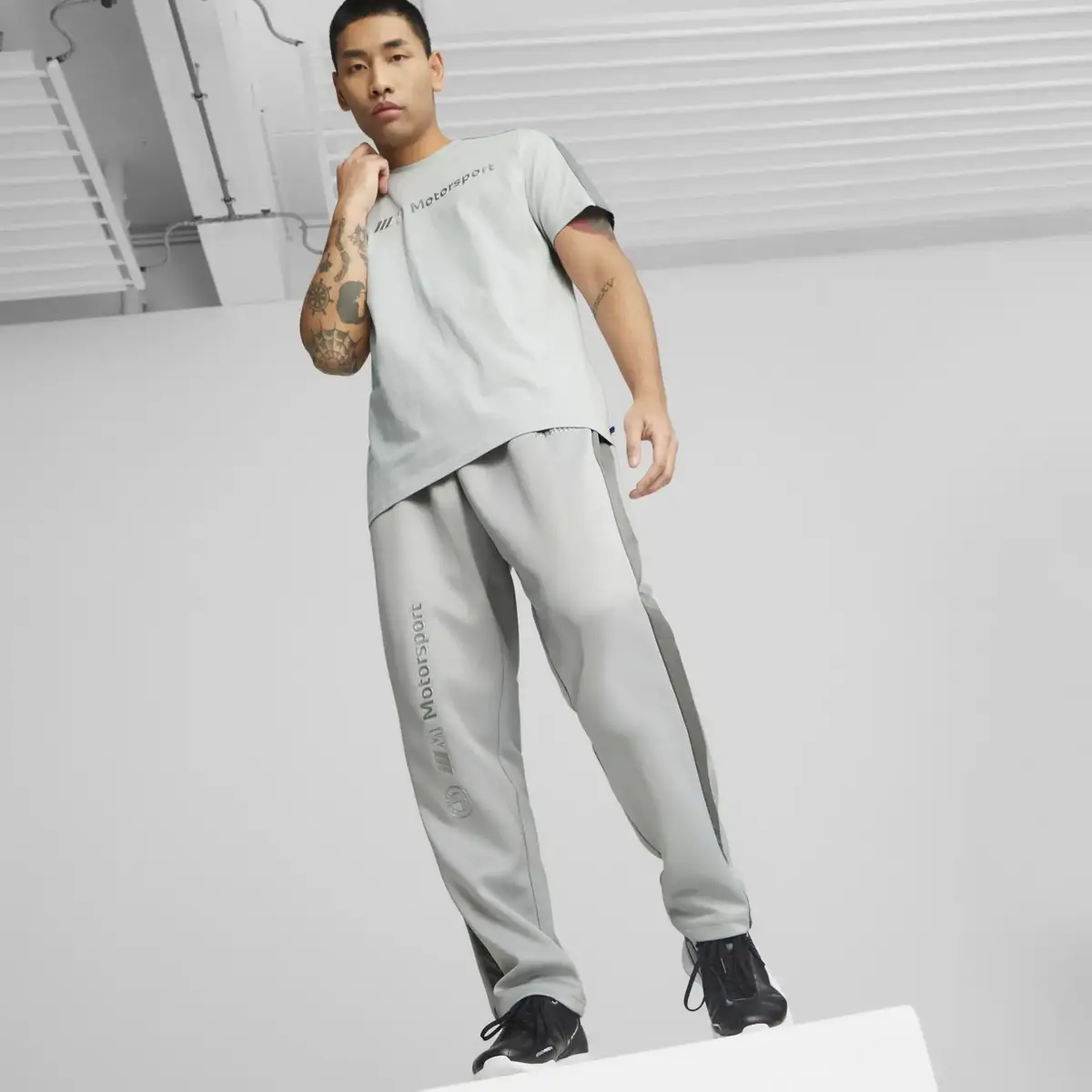 Puma BMW MMS Monochrome Tee Flat Erkek Gri T-Shirt