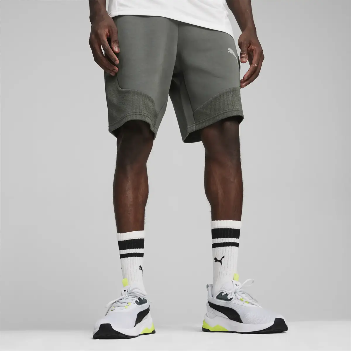 Puma EVOSTRIPE Shorts 8'' DK Gri Erkek Şort