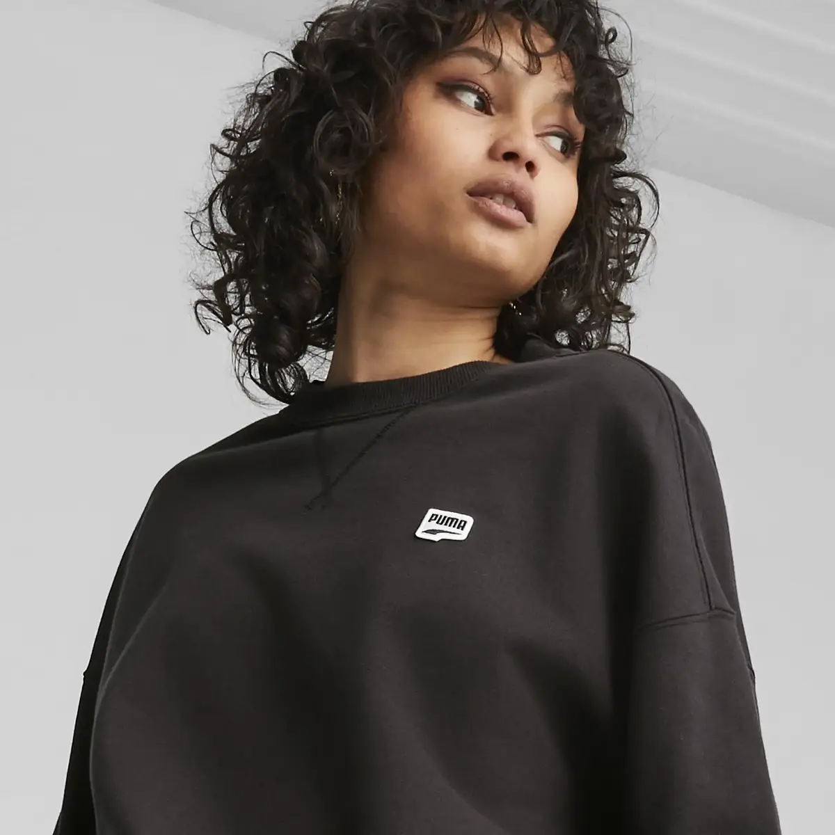 Puma DOWNTOWN Oversized Crew Siyah Kadın Sweatshirt
