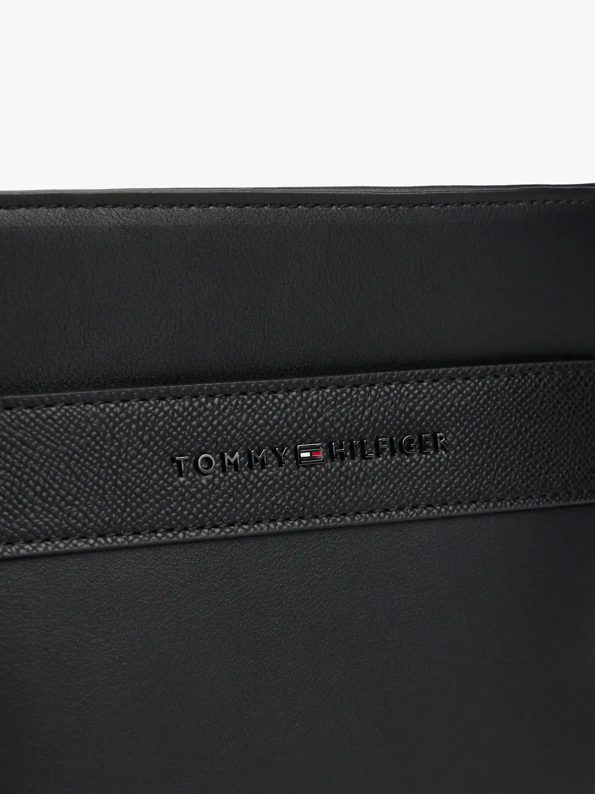 Tommy Hilfiger TH CORP MINI CROSSOV, BDS Siyah Erkek Çanta & Cüzdan