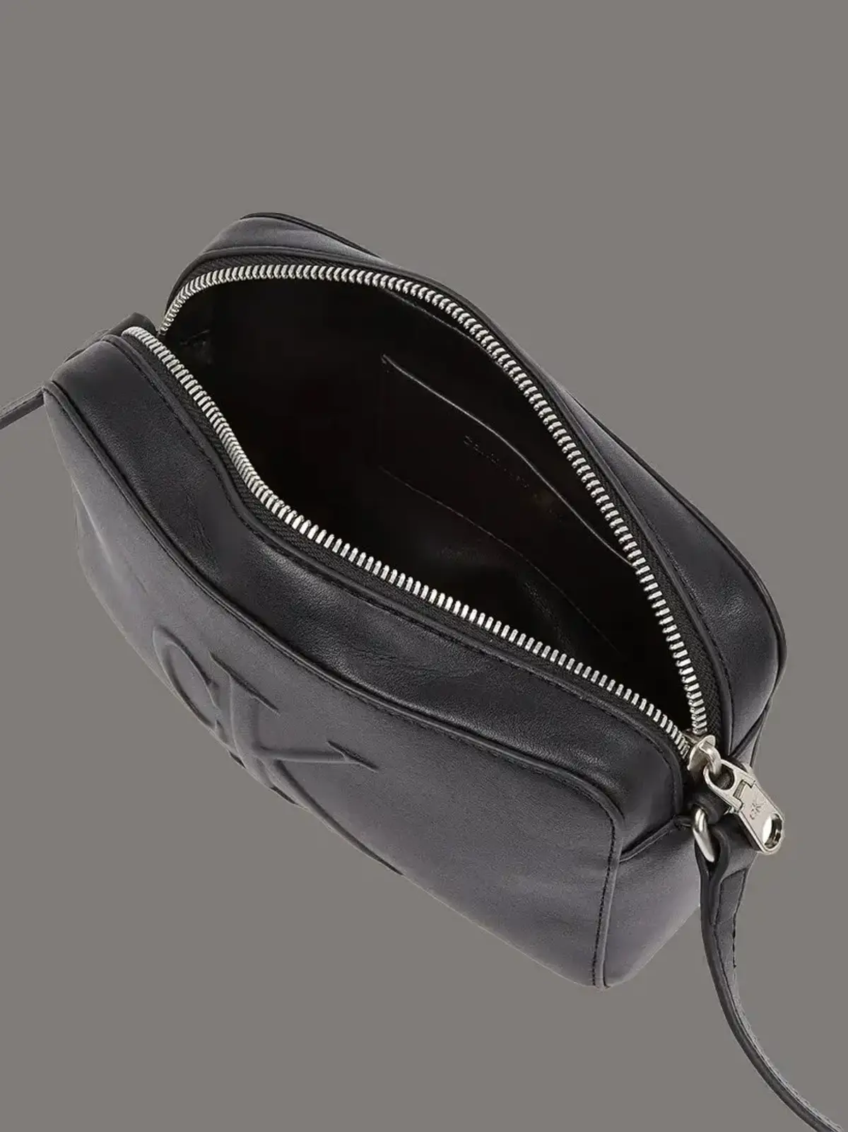 Calvin Klein SCULPTED EW CAMERA BAG20 Siyah Kadın El Çantası Calvin Klein SCULPTED EW CAMERA BAG20 Siyah Kadın El Çantası
