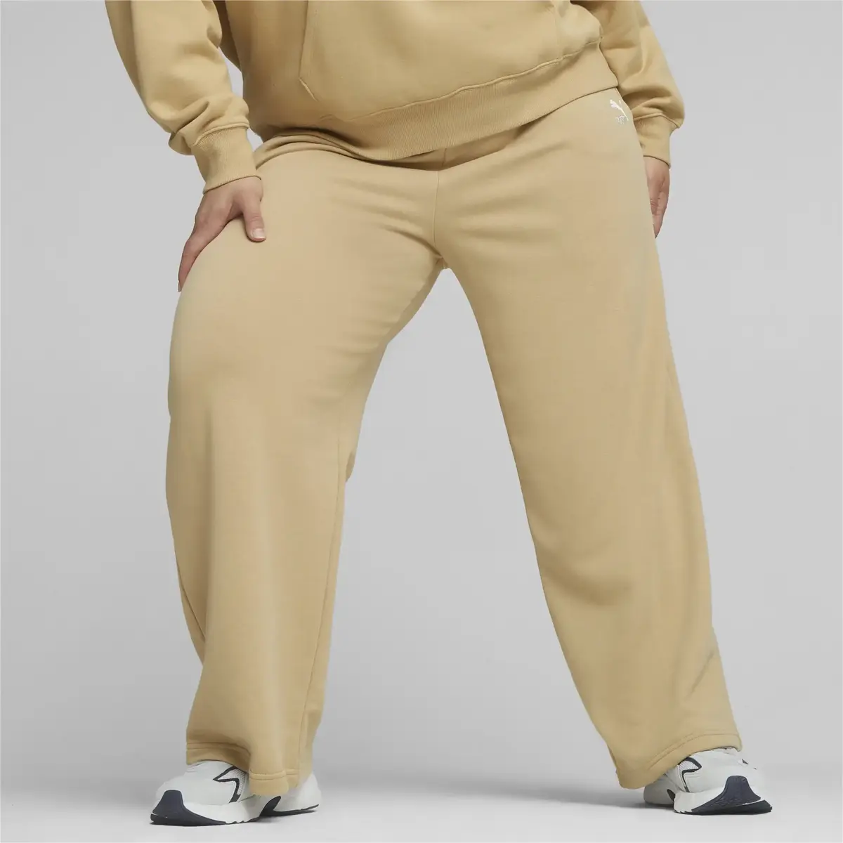 Puma CLASSICS Relaxed Sweatpants Bej Kadın Eşofman Altı