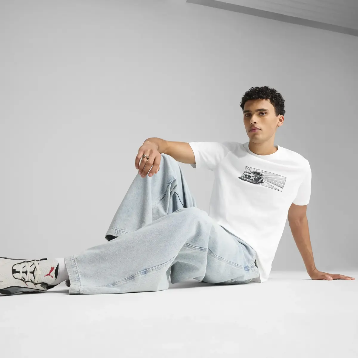 PUMA BMW MMS CAR GRAPHIC TEE Beyaz Erkek T-Shirt