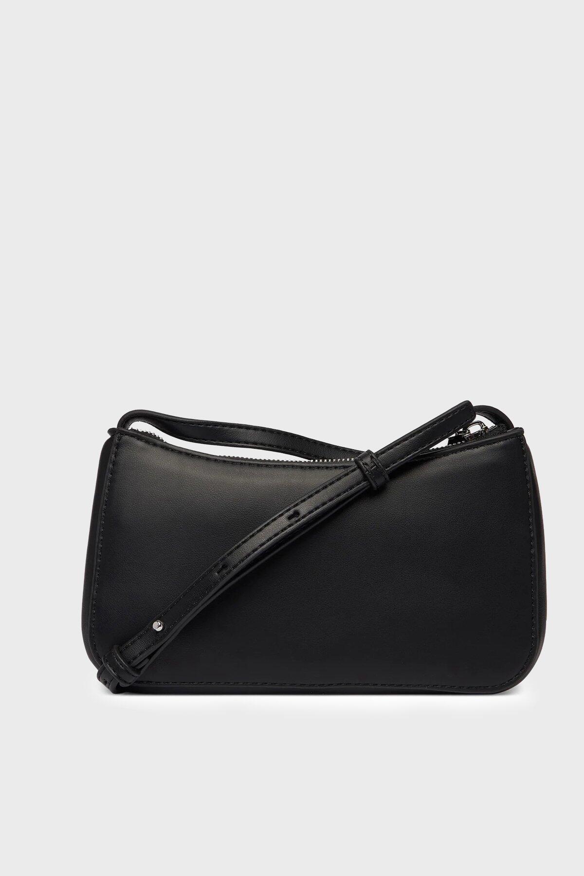 Calvin Klein BOLD CK MINI BAG Siyah Kadın Çapraz Çanta