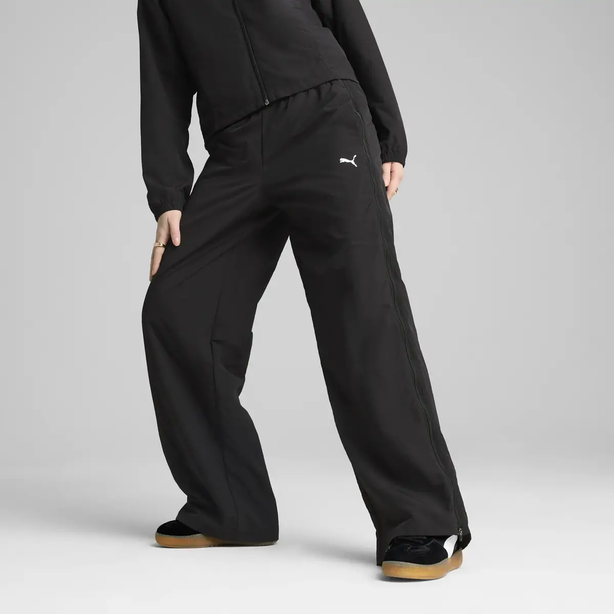 PUMA DARE TO Relaxed Pants Siyah Kadın Eşofman Altı