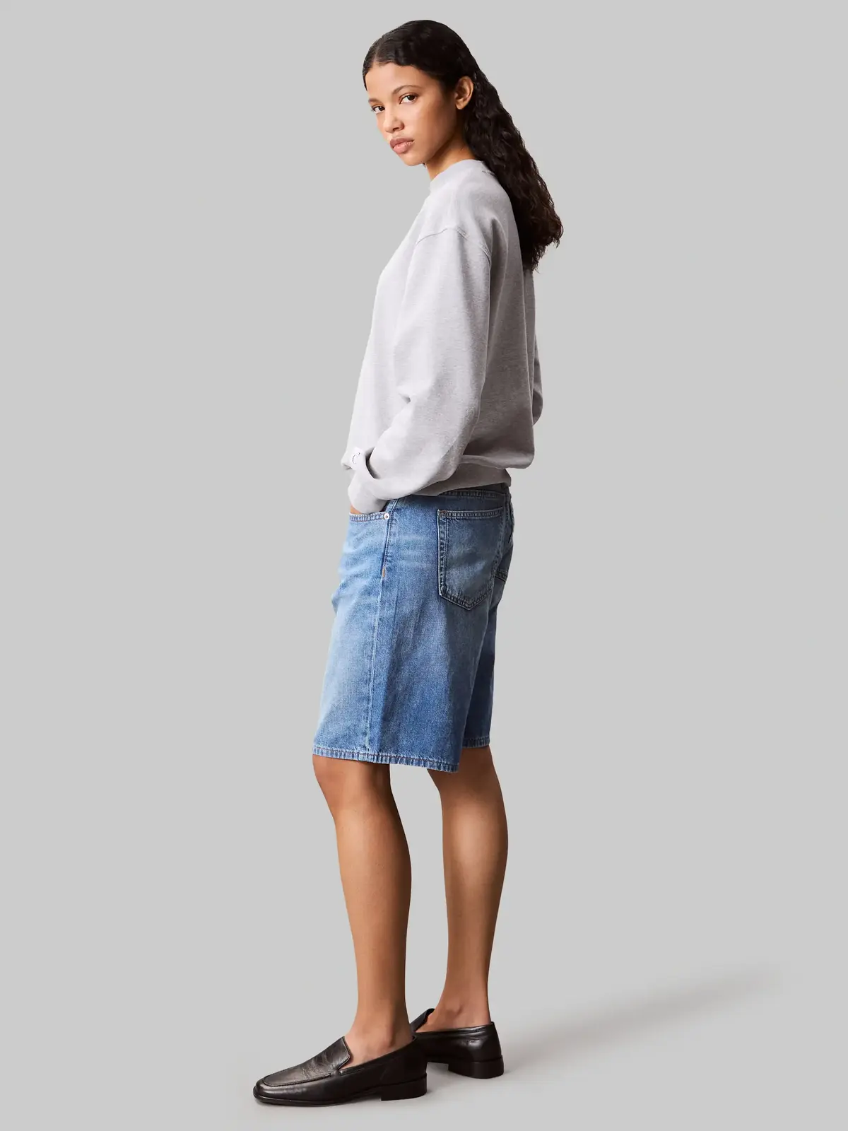 Calvin Klein A- LS BADGE LOGO TER, P79 Gri Kadın Sweatshirt