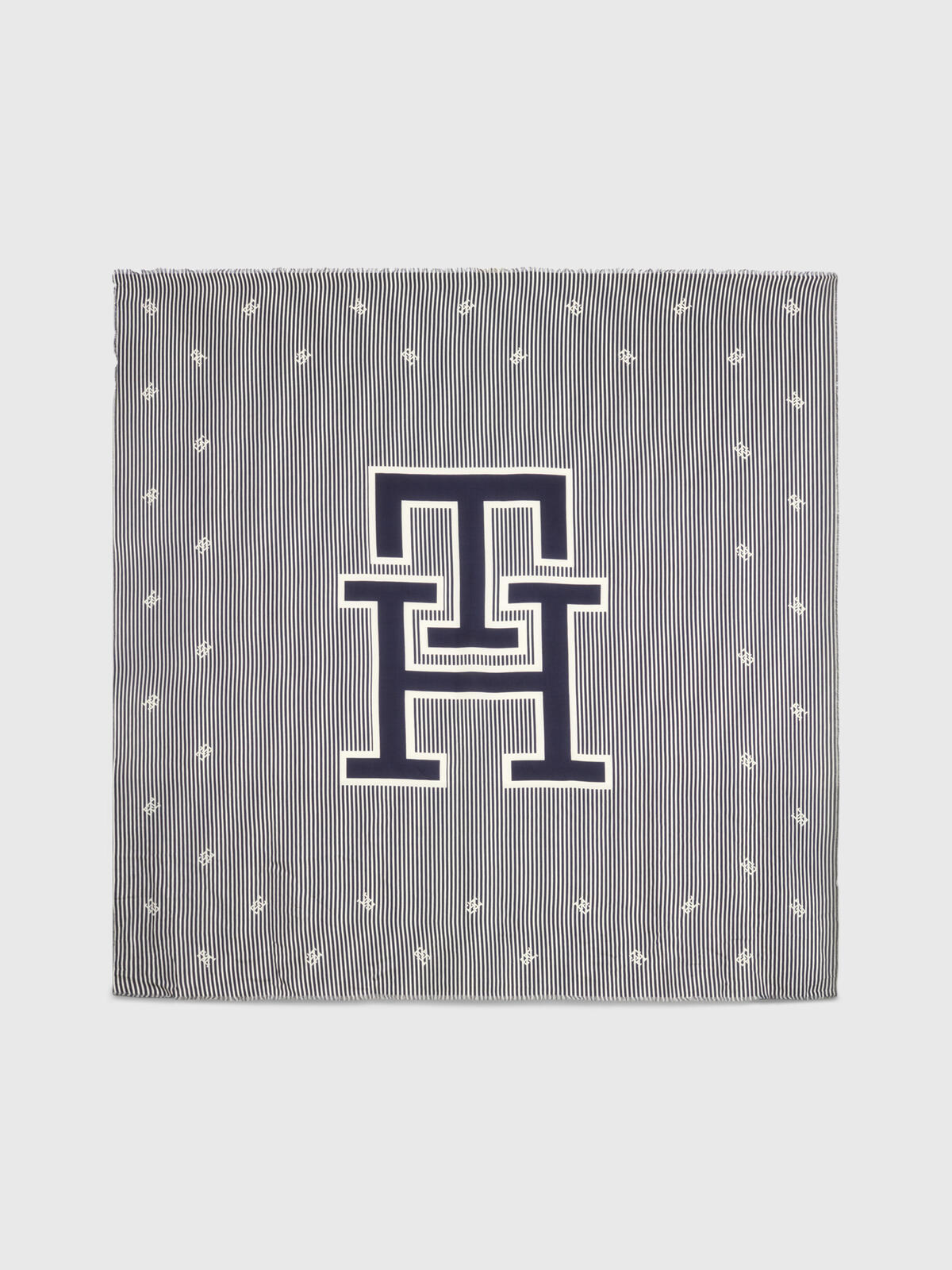 Tommy Hilfiger MONOGRAM L SQUARE Kadın Gri Eşarp