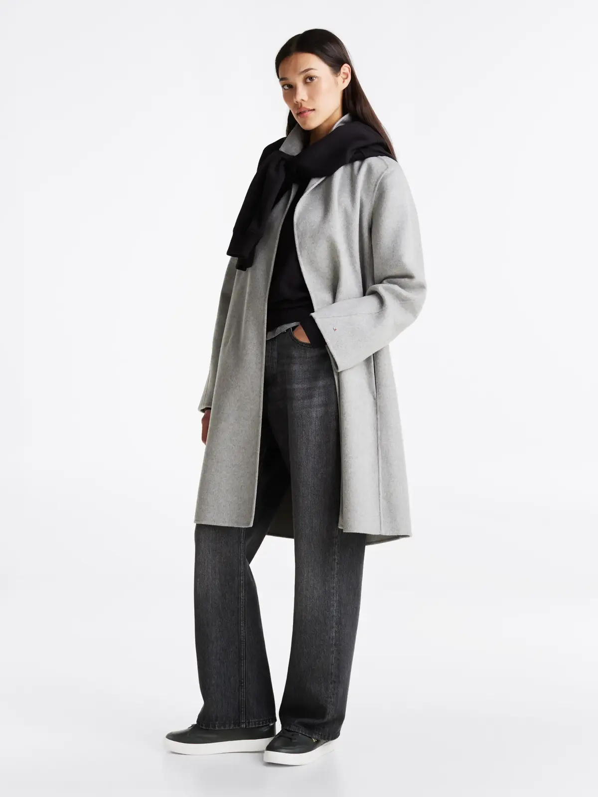 Tommy Hilfiger ESSENTIAL CHIC COURT, BDS Siyah Kadın Spor Ayakkabı & Sneaker