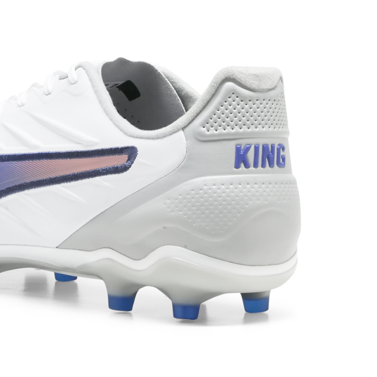 Puma KING PRO FG/AG Beyaz Erkek Krampon