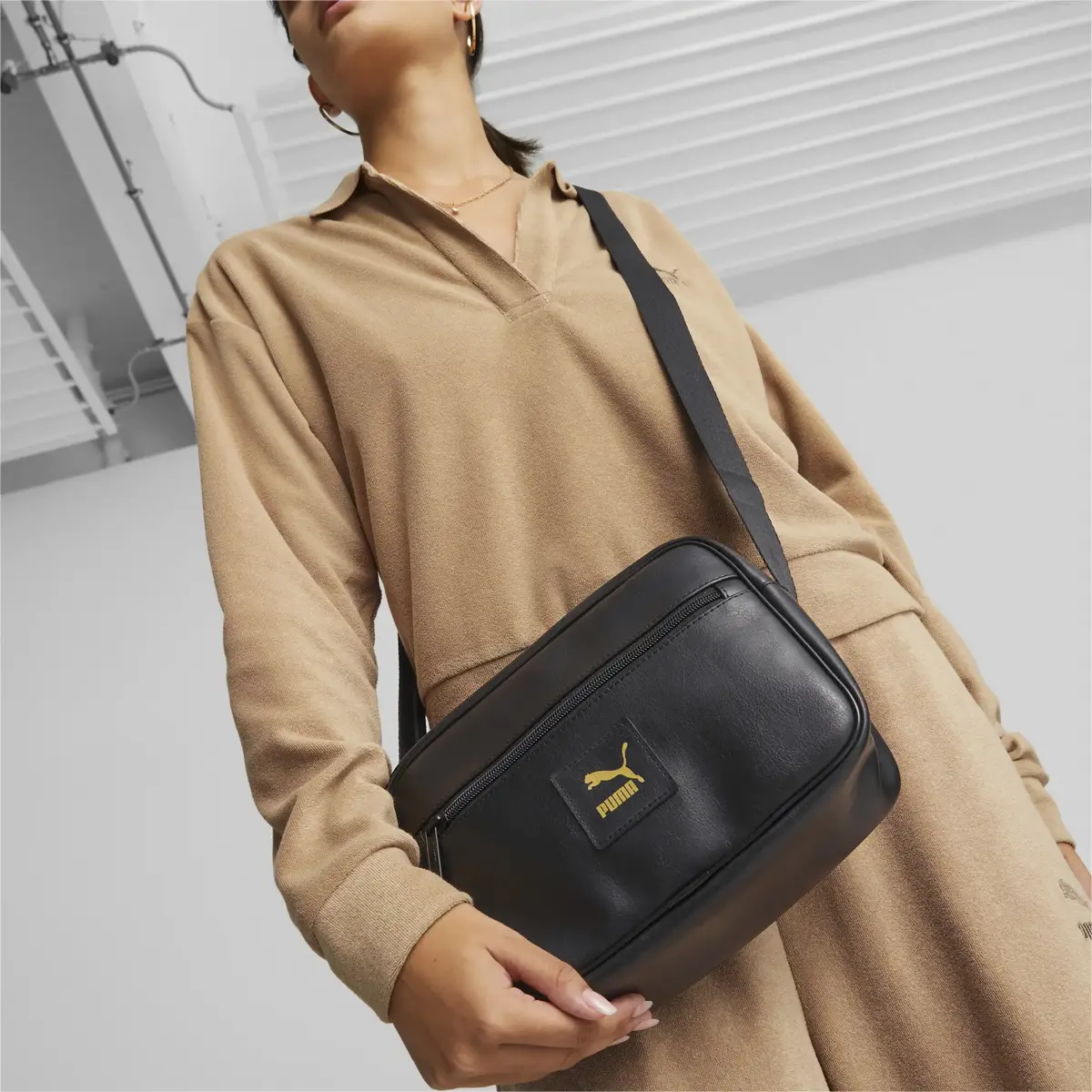 Puma Classics LV8 PU Xbody Bag PUMA Black Kadın Siyah Çapraz Çanta
