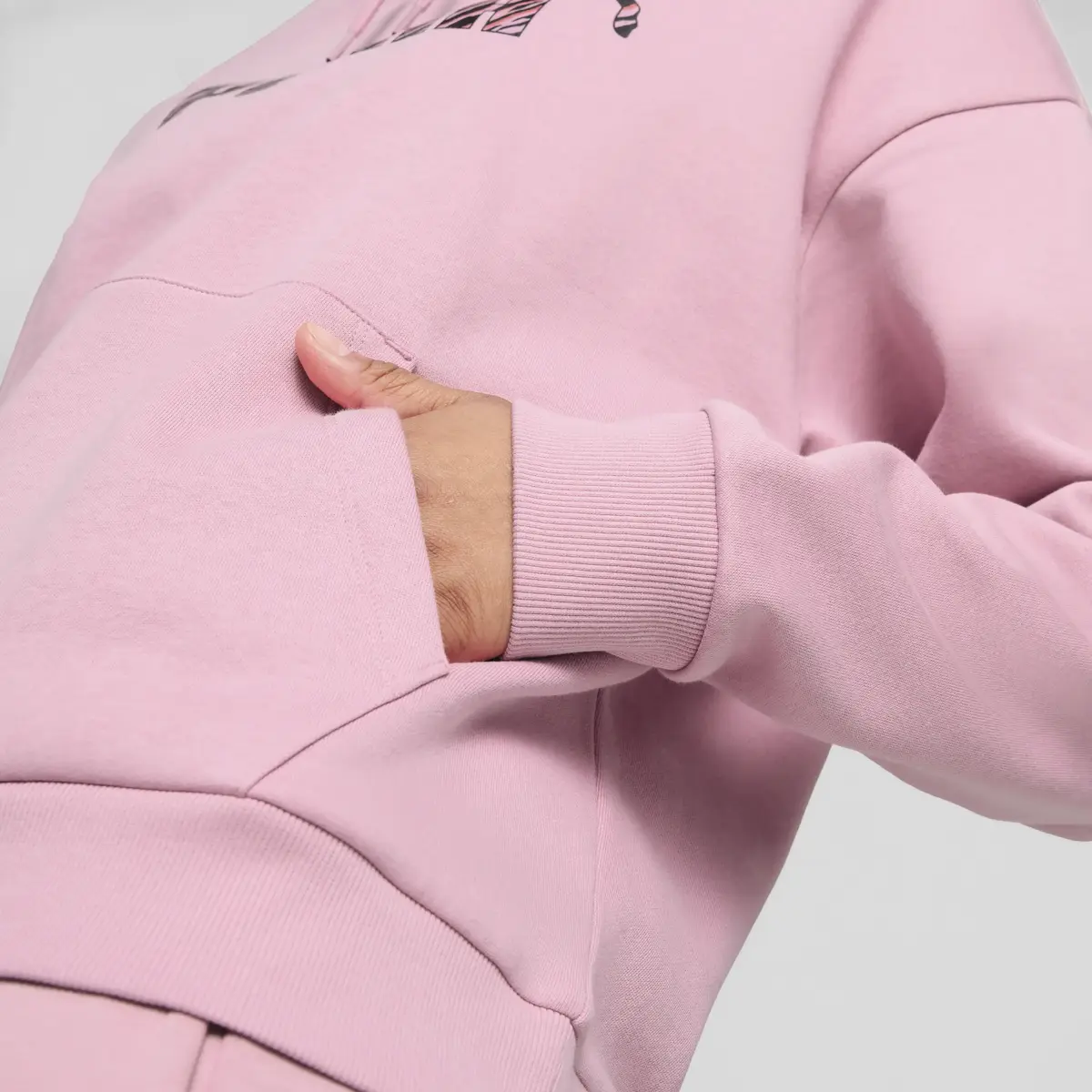 Puma ESS+ ANIMAL Hoodie FL Kadın Sweatshirt