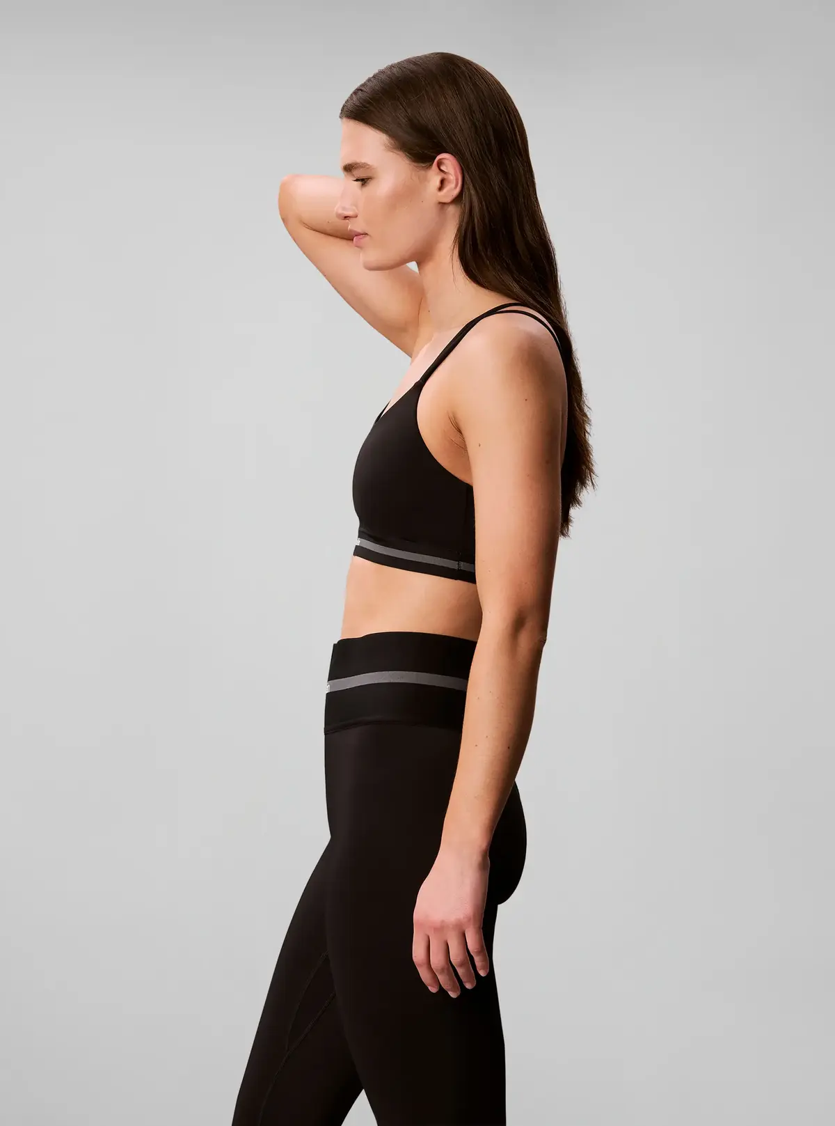 Calvin Klein Icon Sport Low Suppo, UB1 Siyah Kadın Sporcu Sütyeni