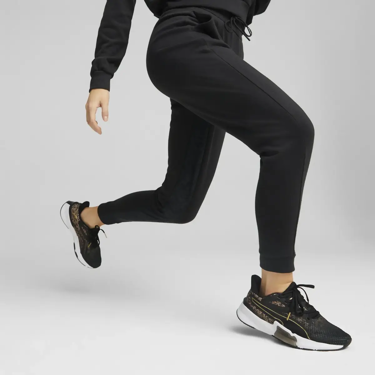 Puma Safari Glam Jogger Siyah Kadın Spor / Performans Eşofman Altı