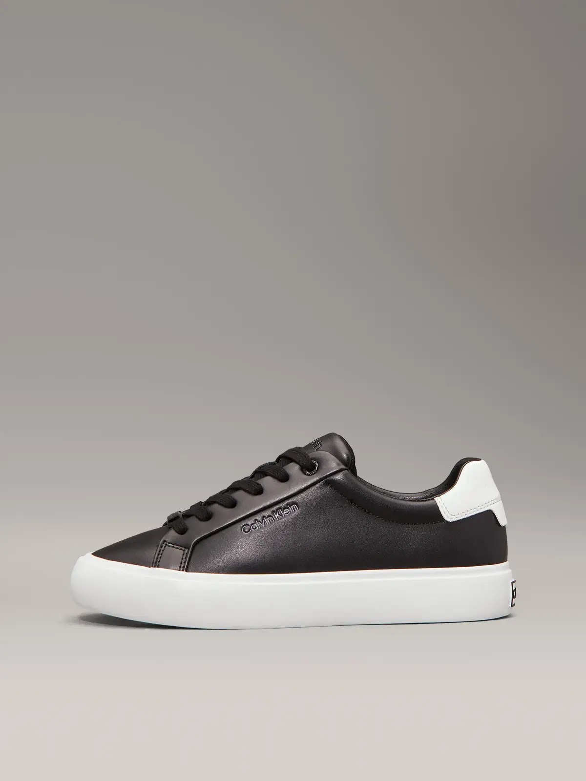 Calvin Klein VULC LACE UP, 0GJ Siyah Kadın Spor Ayakkabı & Sneaker