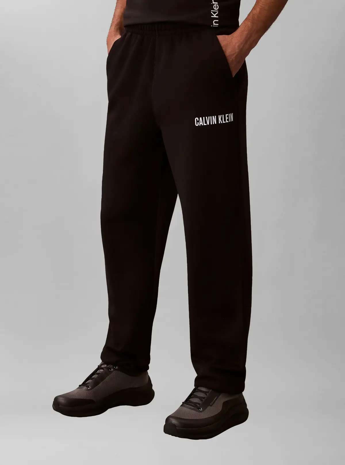 JOGGER, UB1