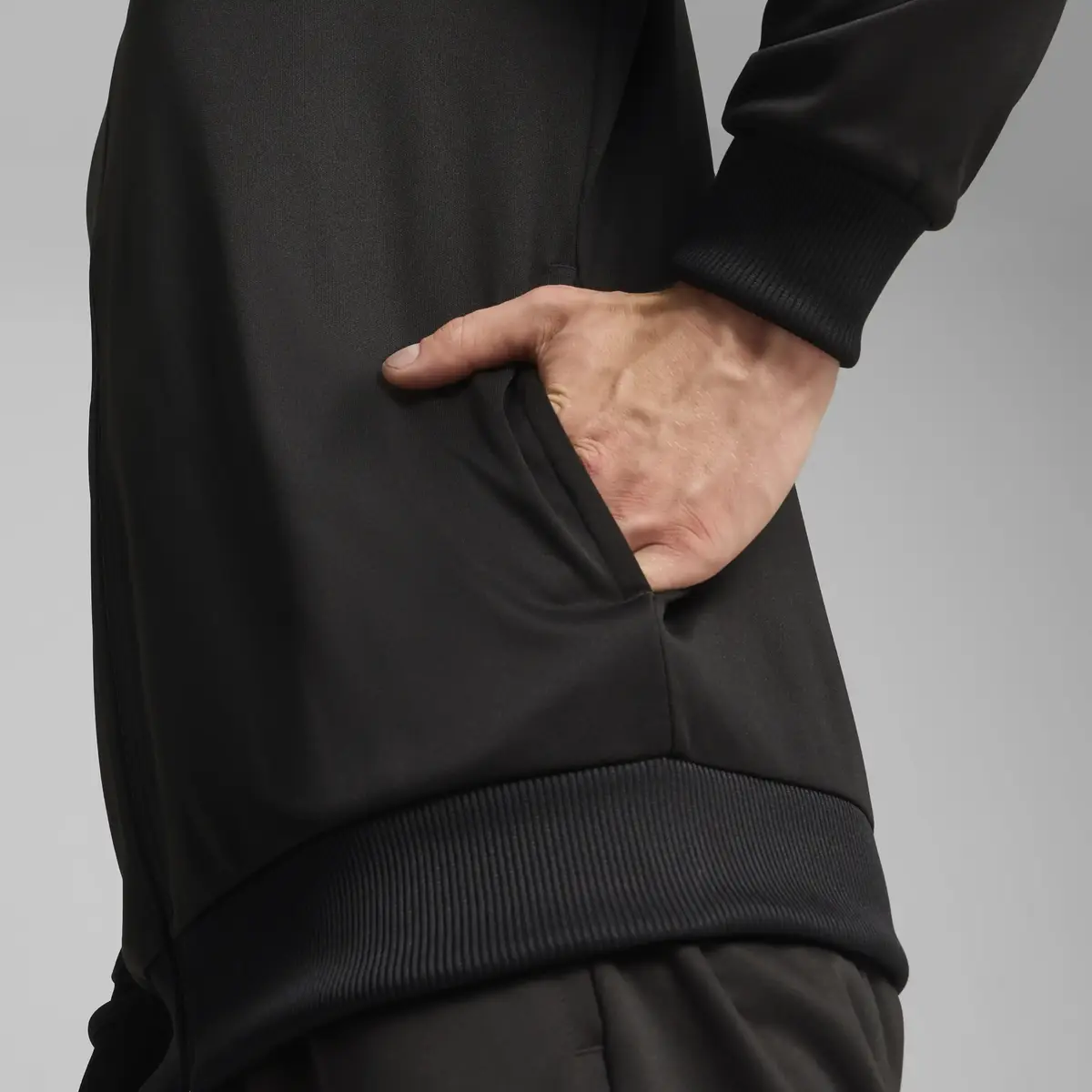 Puma SPORTS CLUB Poly Jacket Siyah Erkek Eşofman Altı