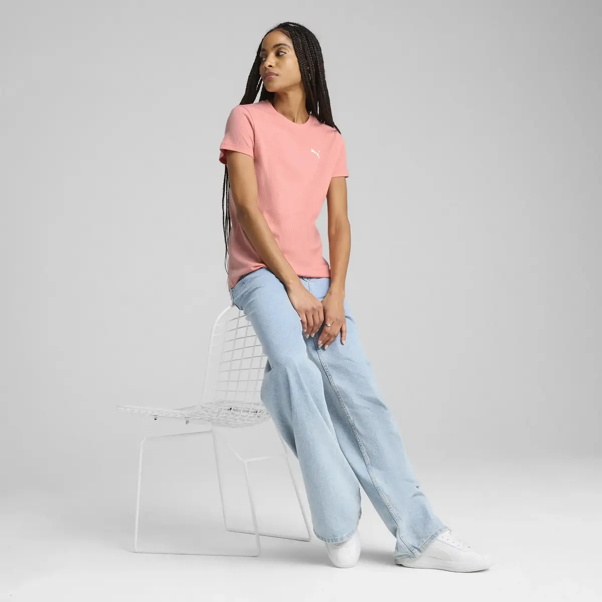 PUMA ESS ELEVATED Tee Pembe Kadın T-Shirt