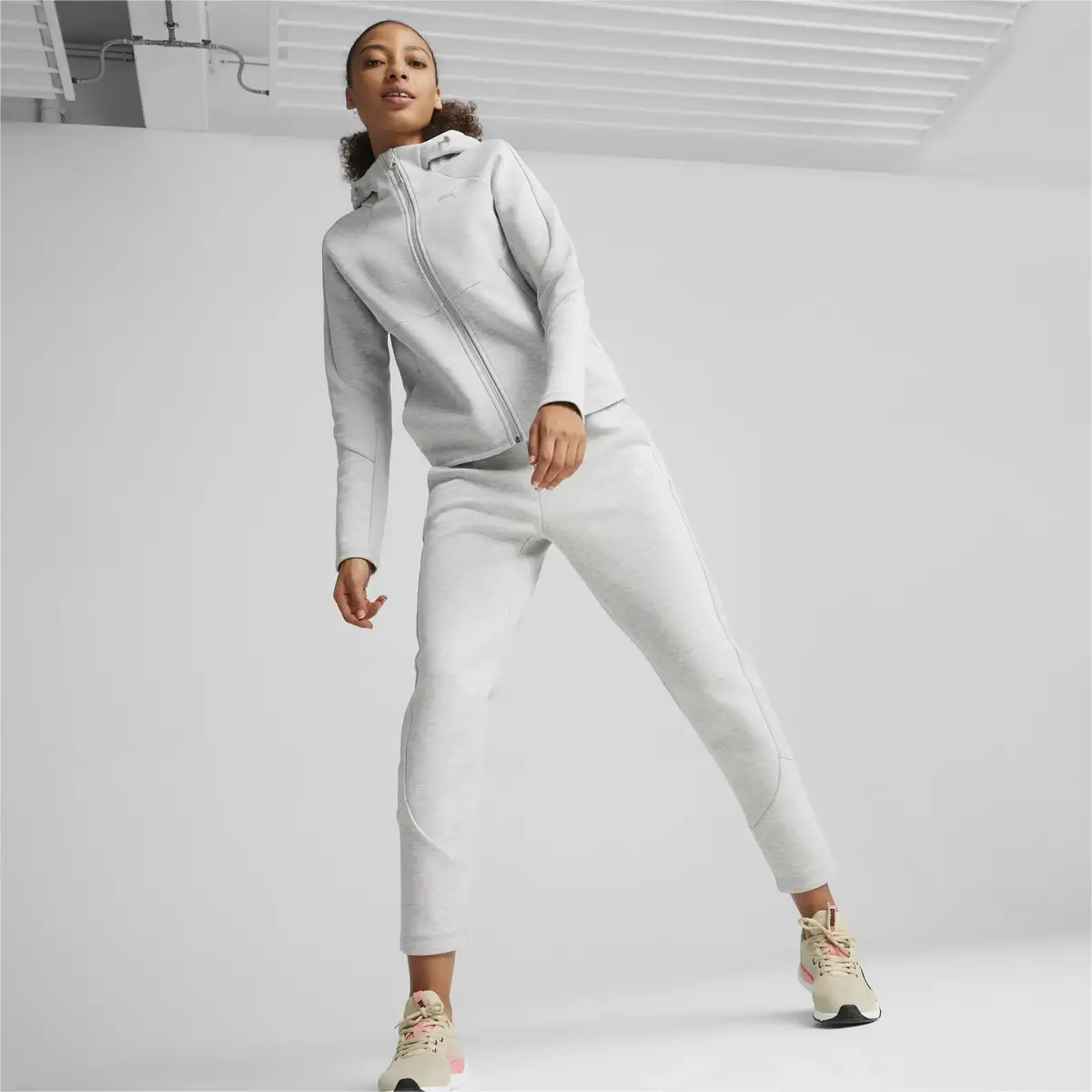 Puma EVOSTRIPE FZ Hoodie Gri Kadın Sweatshirt