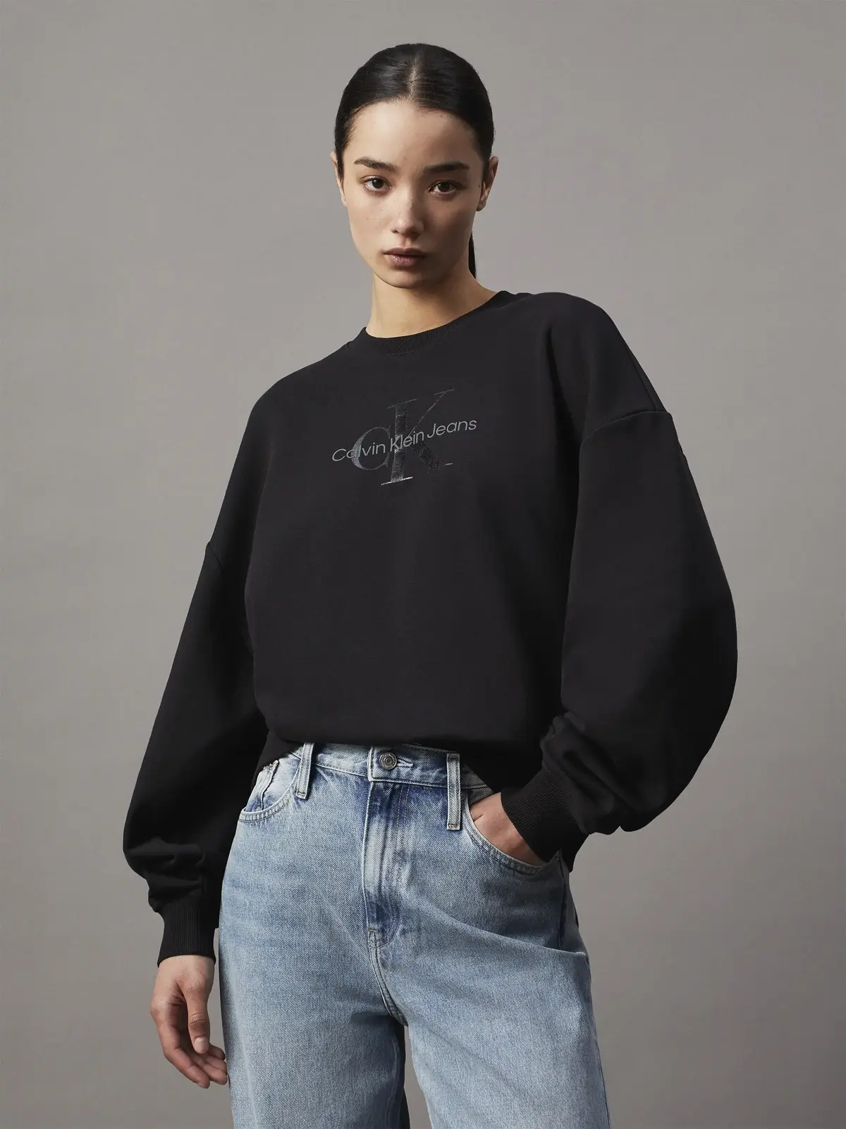 Calvin Klein GLOSSY MONOLOGO REGU, BEH Siyah Kadın Sweatshirt