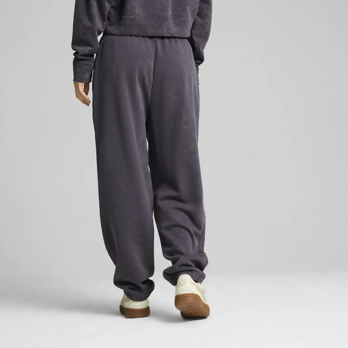 Puma DARE TO Relaxed Washed Pants Gri Kadın Eşofman Altı