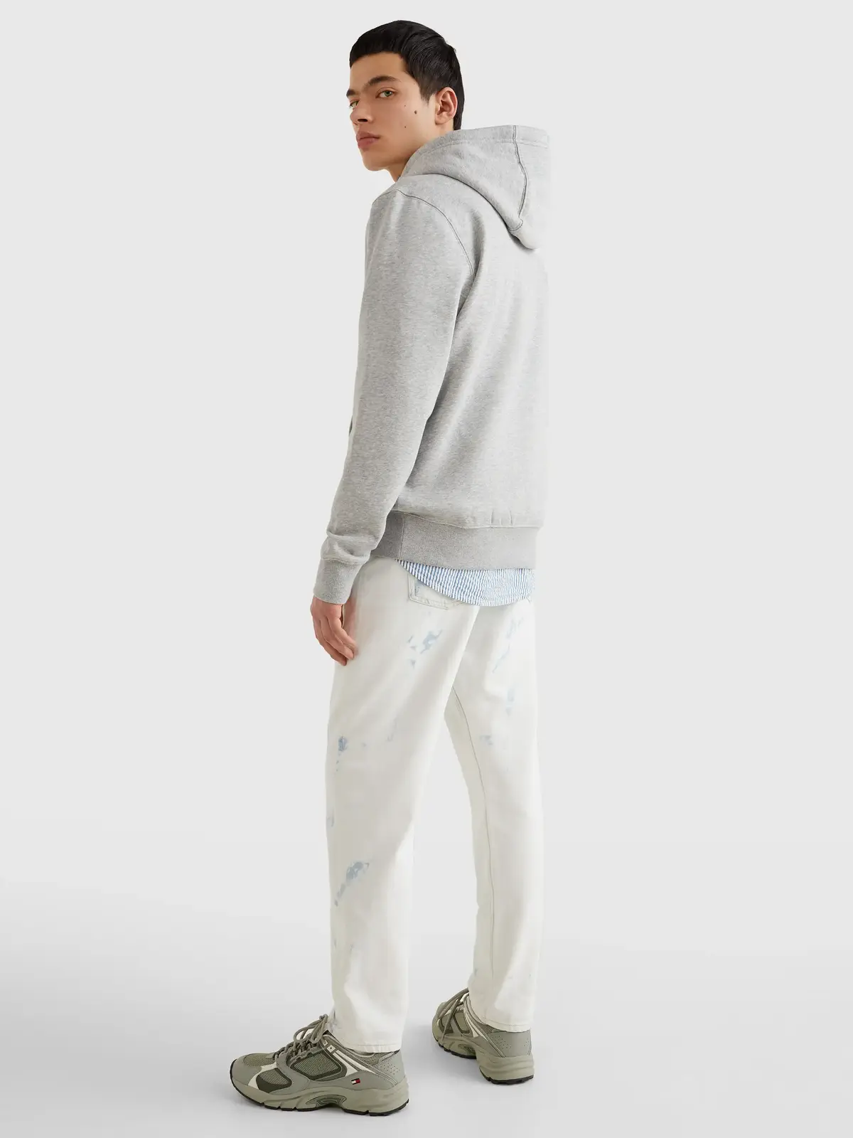 Tommy Hilfiger TJM REGULAR FLEECE H Erkek Gri Sweatshirt