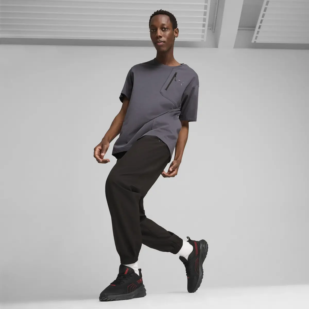 Puma OPEN ROAD Tee Koyu Gri Erkek T-Shirt