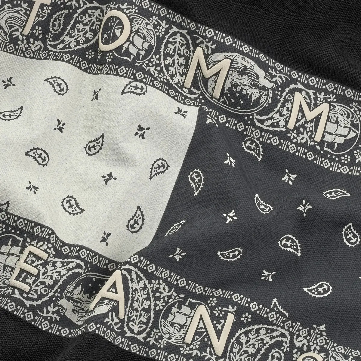 Tommy Hilfiger TJM REG PAISLEY FLAG, BDS Siyah Erkek T-Shirt & Polo