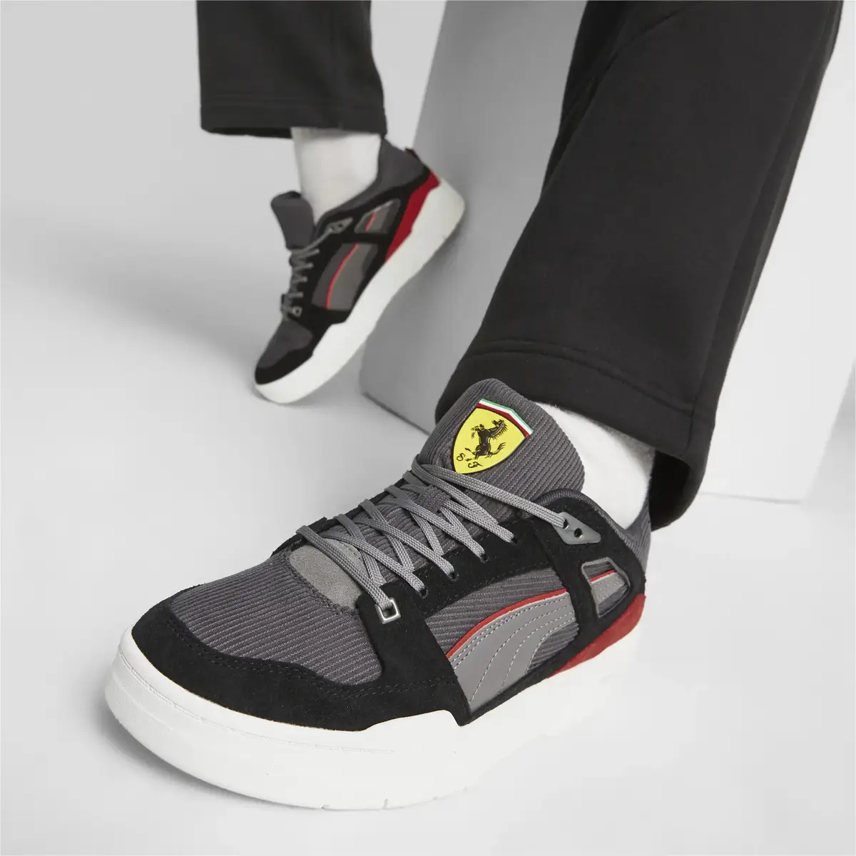 Puma Ferrari Slipstream Gri Erkek Spor Ayakkabı