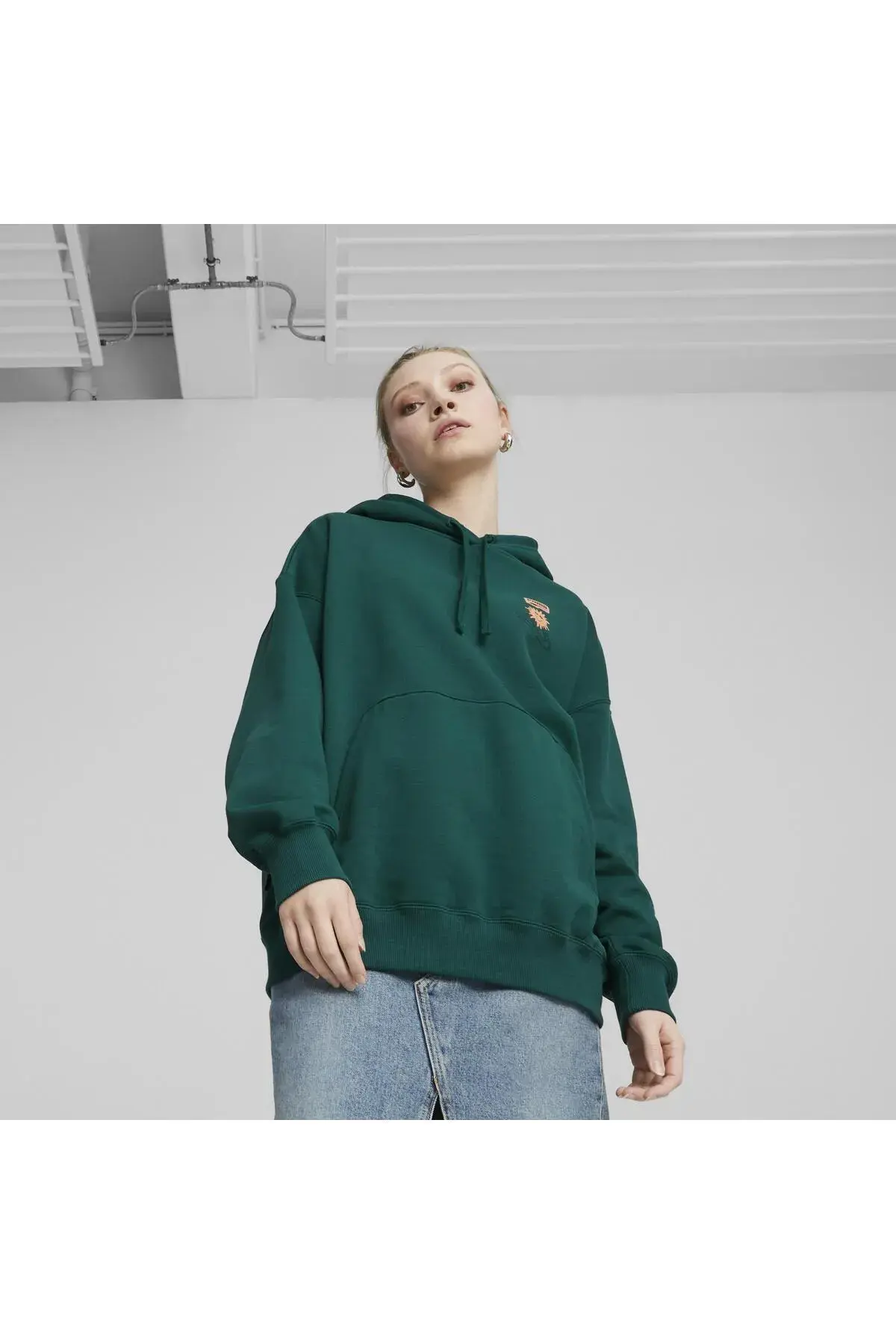 Puma DOWNTOWN Oversized Graphic Hoodie TR Yeşil Kadın Hoodie