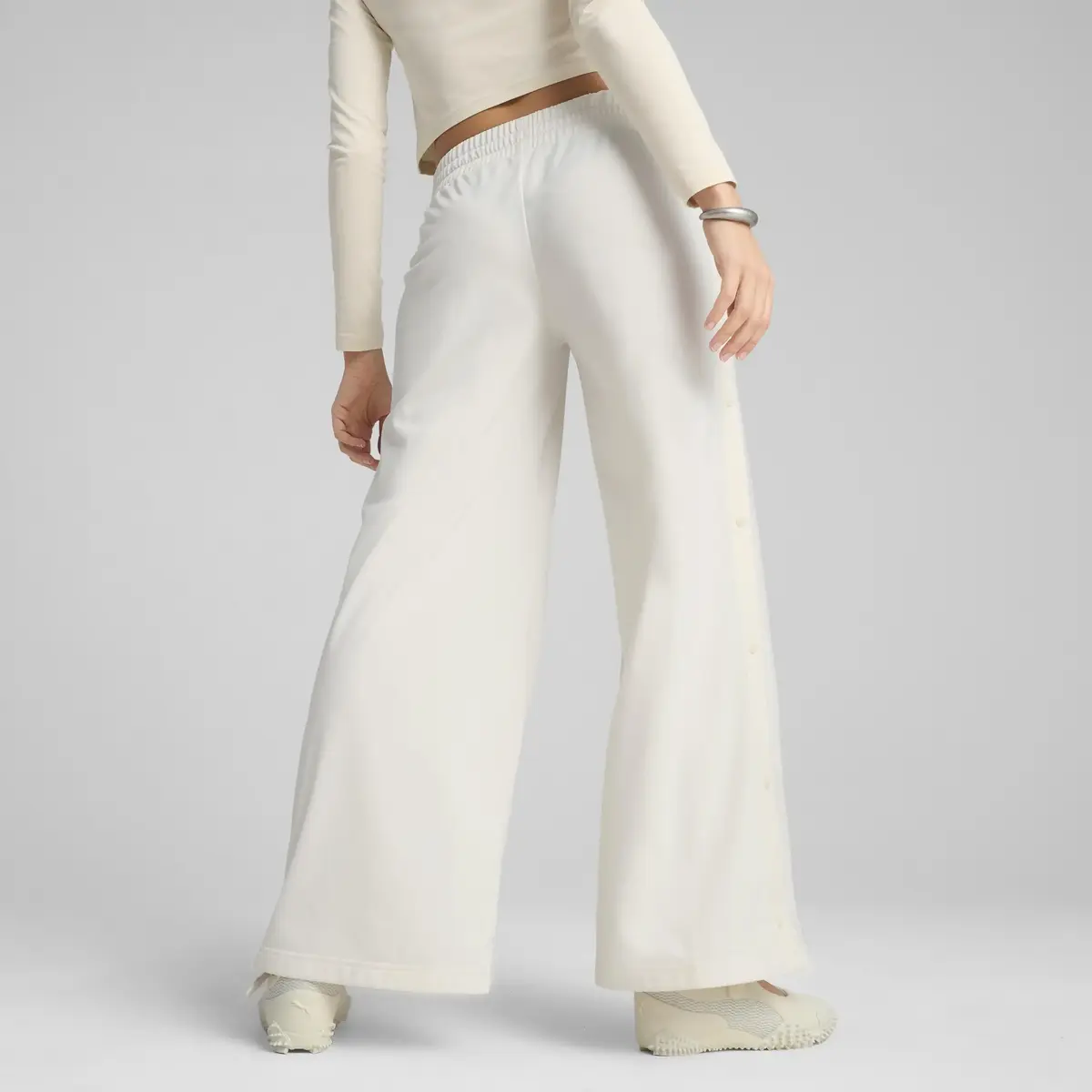 PUMA WARDROBE ESS Low Rise Pants Bej Kadın Eşofman Altı