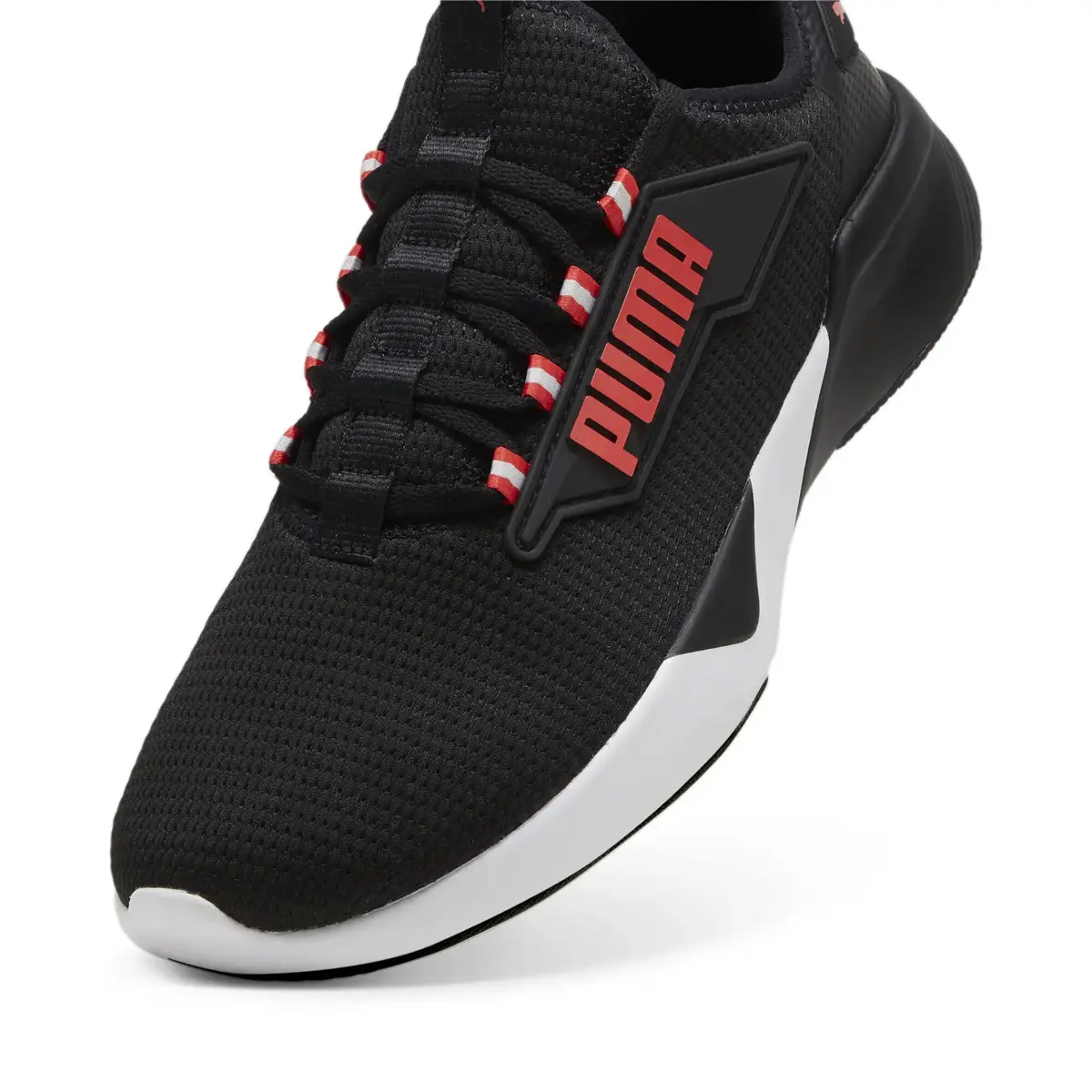 Puma Retaliate 2 Siyah Erkek Yürüyüş ve Koşu Ayakkabısı