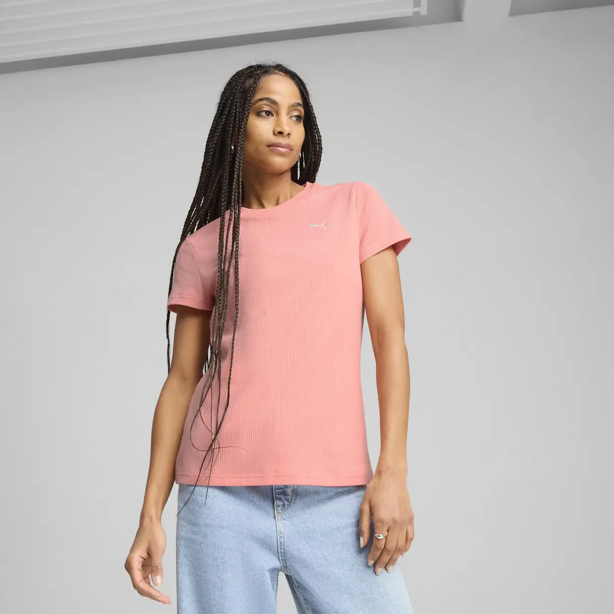 PUMA ESS ELEVATED Tee Pembe Kadın T-Shirt
