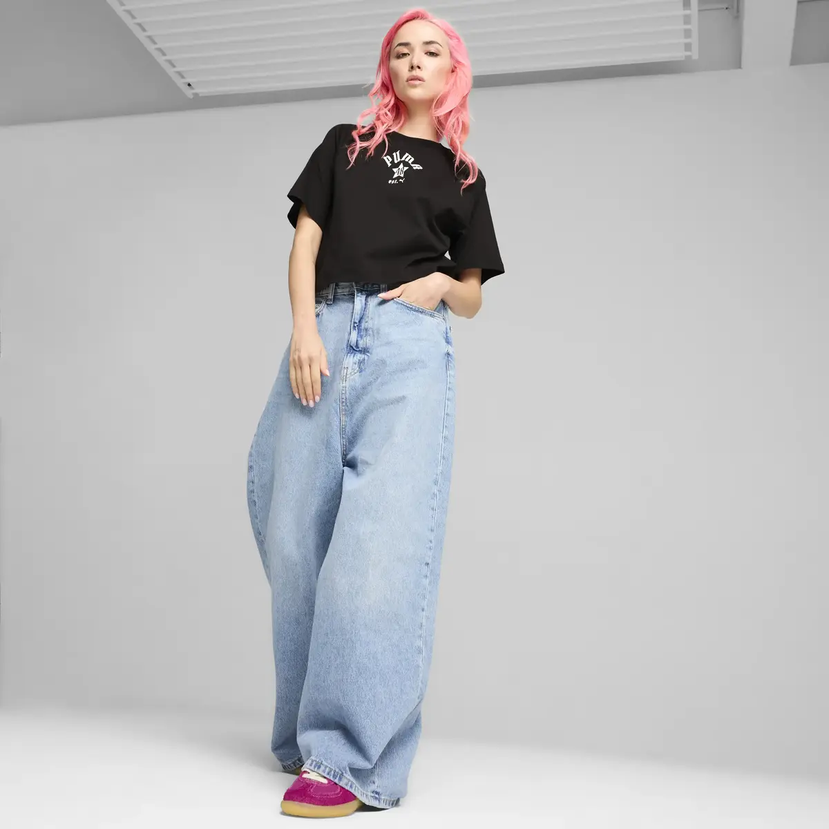 Puma CLASSICS Relaxed Tee Siyah Kadın T-Shirt
