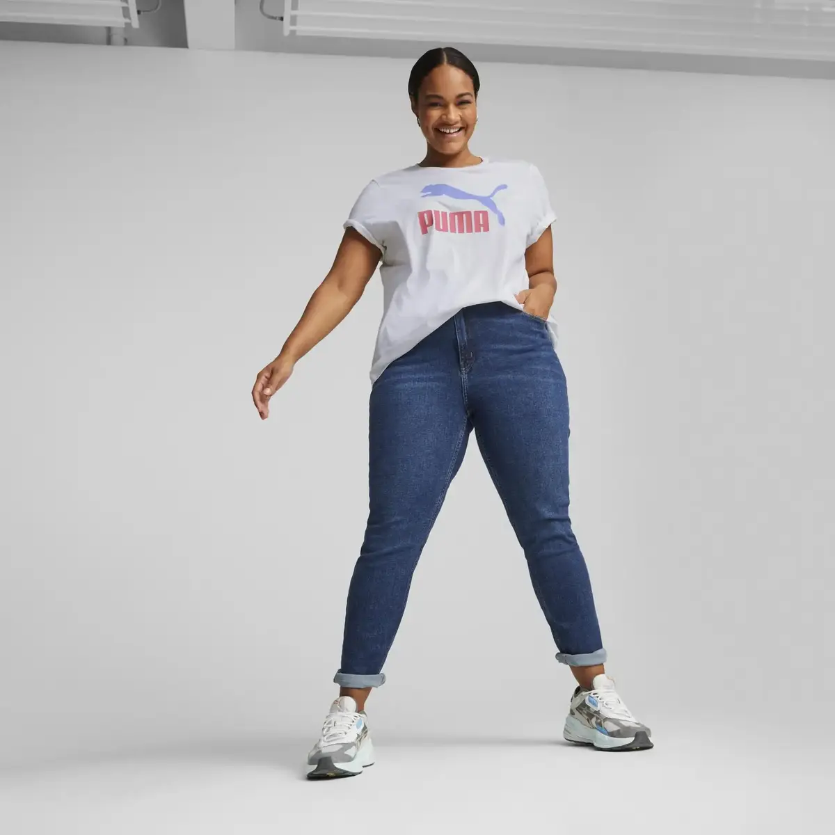 Puma Classics Logo Tee Beyaz Kadın T-Shirt