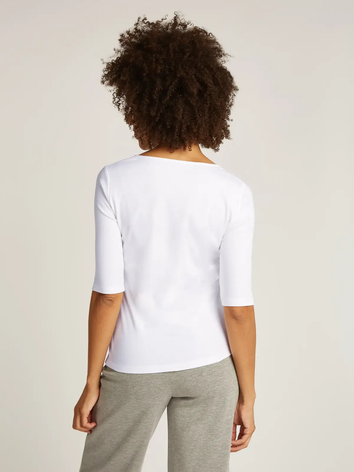 Calvin Klein LIQUID TOUCH SCOOP Beyaz Kadın Tişört