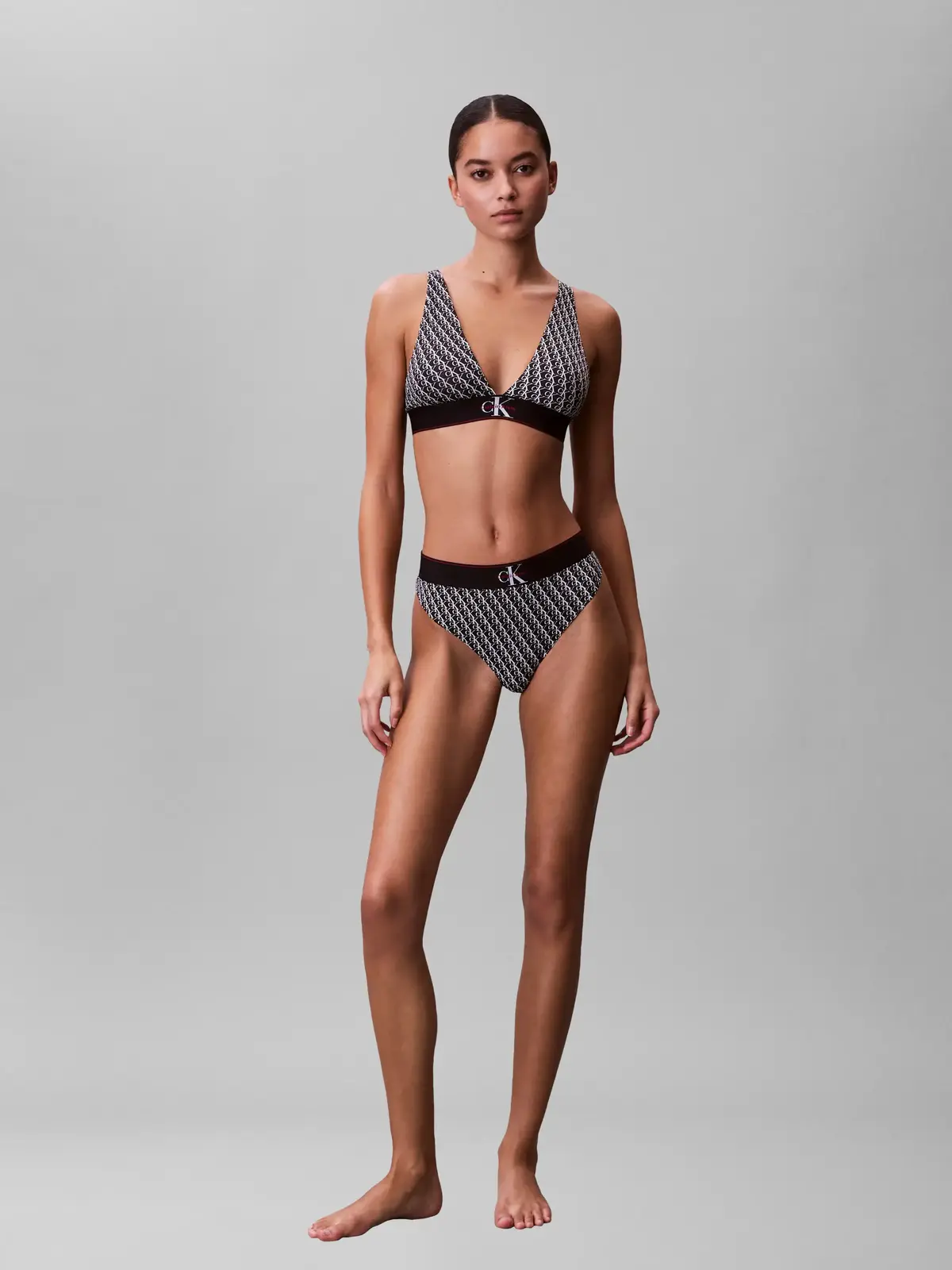 Calvin Klein LIGHTLY LINED TRIANG Siyah Kadın CK Logolu Sütyen