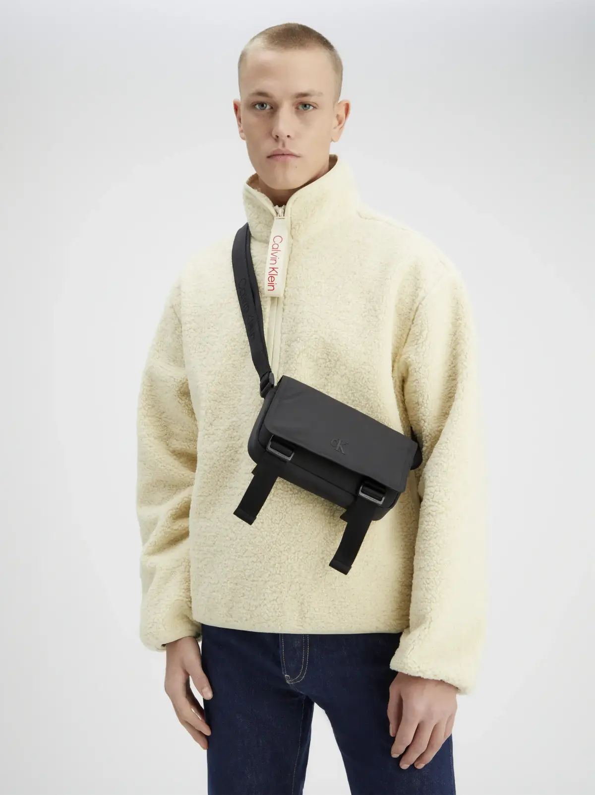 Calvin Klein OVER WEBBING CAMERA Erkek Siyah Omuz Çanta